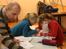 09_Hr._Gaitzsch_hilft