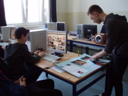 02_Plakate_werden_erstellt