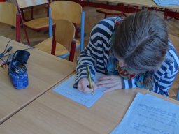 08_Ann-Sophie_bei_der_Arbeit